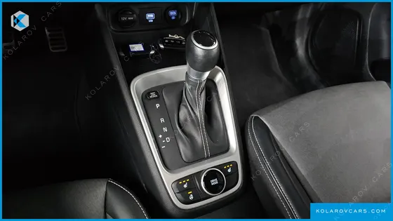 HYUNDAI VENUE 1.6 MODERN