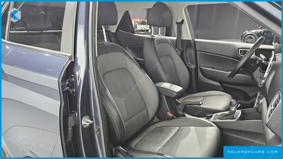 HYUNDAI VENUE 1.6 MODERN