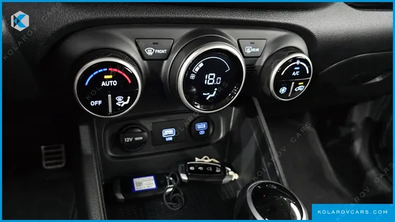 HYUNDAI VENUE 1.6 MODERN