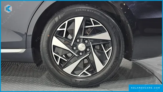 HYUNDAI GRANDEUR EXCLUSIVE