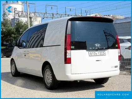 HYUNDAI STARIA CARGO 5-SEATER