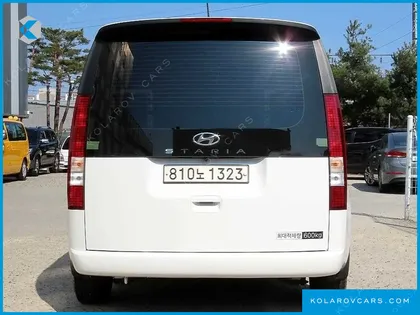 HYUNDAI STARIA CARGO 5-SEATER