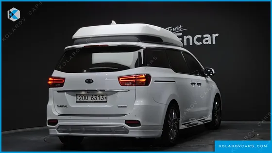 KIA CARNIVAL GASOLINE 9-SEATER HI-LIMOUSINE