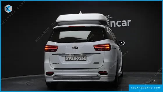 KIA CARNIVAL GASOLINE 9-SEATER HI-LIMOUSINE