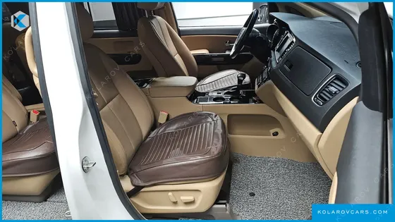 KIA CARNIVAL GASOLINE 9-SEATER HI-LIMOUSINE