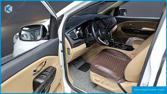 KIA CARNIVAL GASOLINE 9-SEATER HI-LIMOUSINE