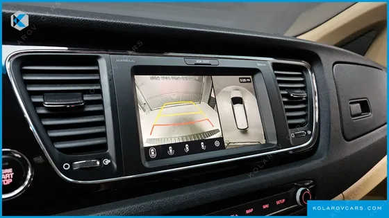 KIA CARNIVAL GASOLINE 9-SEATER HI-LIMOUSINE