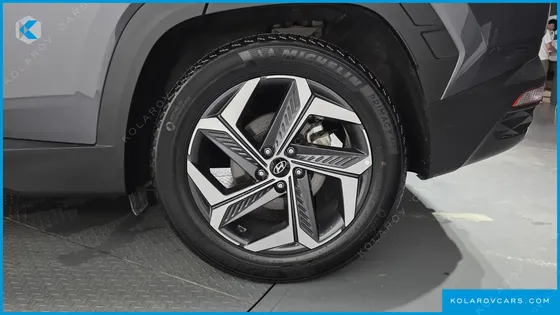 HYUNDAI TUCSON GASOLINE 1.6 TURBO 2WD