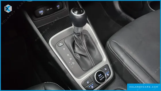 HYUNDAI VENUE 1,6 PREMIUM