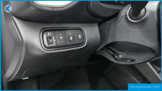 HYUNDAI VENUE 1,6 PREMIUM