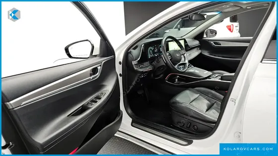 HYUNDAI GRANDEUR PREMIUM CHOICE