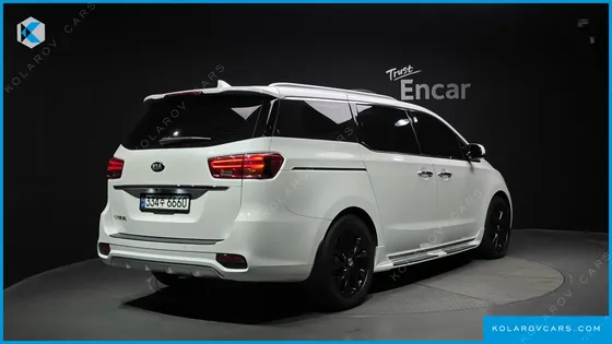 KIA CARNIVAL 9-SEATER NOBLESSE SPECIAL