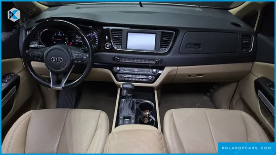 KIA CARNIVAL 9-SEATER NOBLESSE SPECIAL