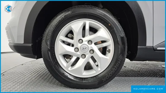HYUNDAI VENUE 1,6 PREMIUM