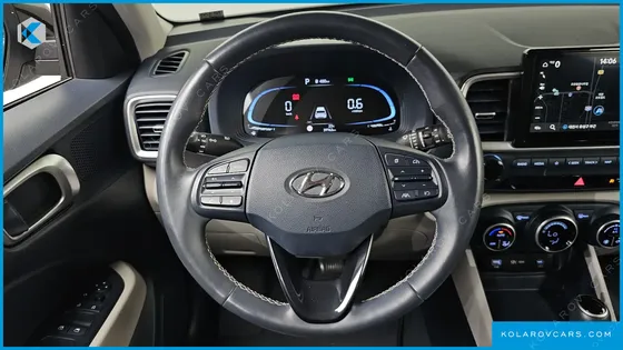 HYUNDAI VENUE 1,6 PREMIUM