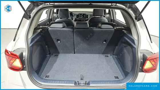 HYUNDAI VENUE 1,6 PREMIUM