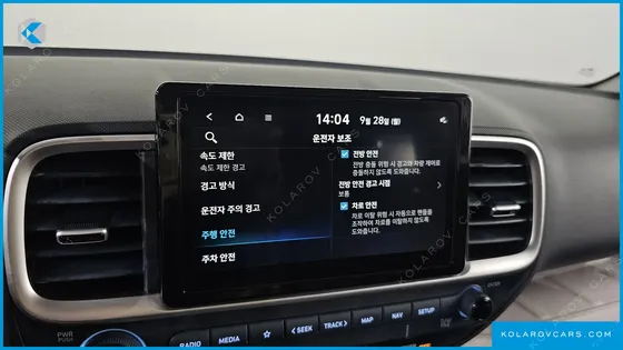 HYUNDAI VENUE 1,6 PREMIUM