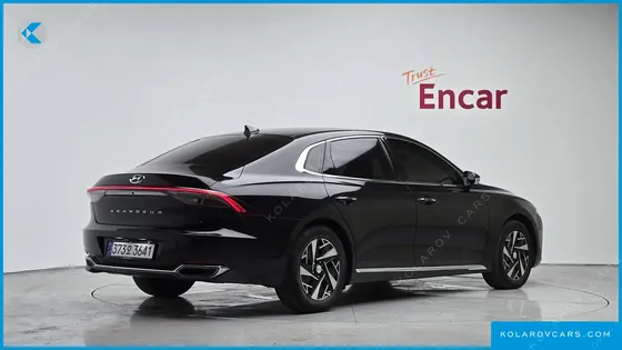 HYUNDAI GRANDEUR PREMIUM