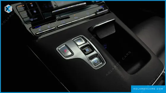 HYUNDAI GRANDEUR PREMIUM