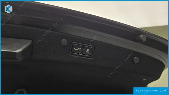 HYUNDAI GRANDEUR PREMIUM