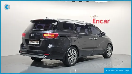 KIA CARNIVAL GASOLINE 9-SEATER NOBLESSE SPECIAL