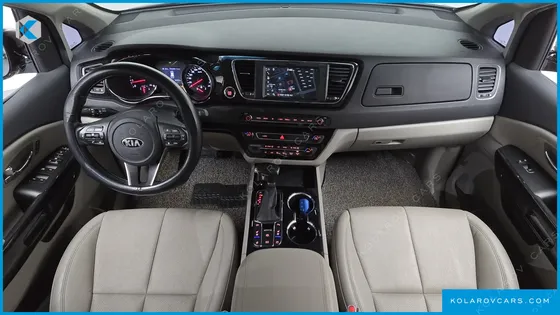 KIA CARNIVAL GASOLINE 9-SEATER NOBLESSE SPECIAL
