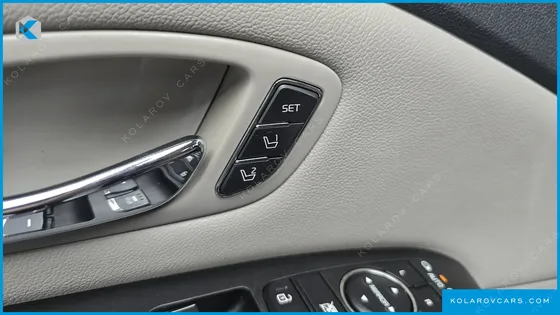 KIA CARNIVAL GASOLINE 9-SEATER NOBLESSE SPECIAL
