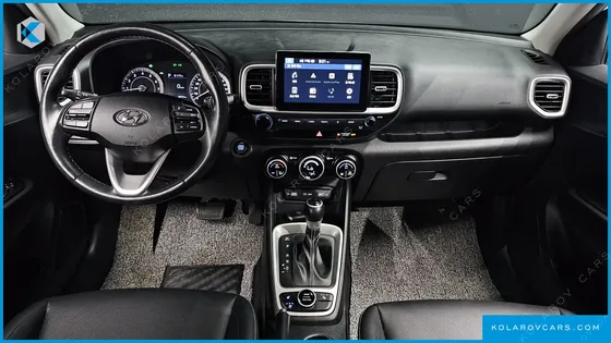 HYUNDAI VENUE 1.6 MODERN