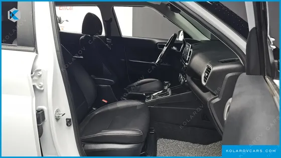 HYUNDAI VENUE 1.6 MODERN