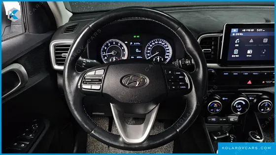 HYUNDAI VENUE 1.6 MODERN