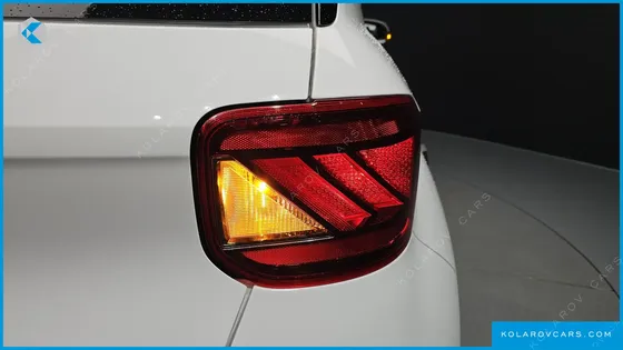 HYUNDAI VENUE 1.6 MODERN
