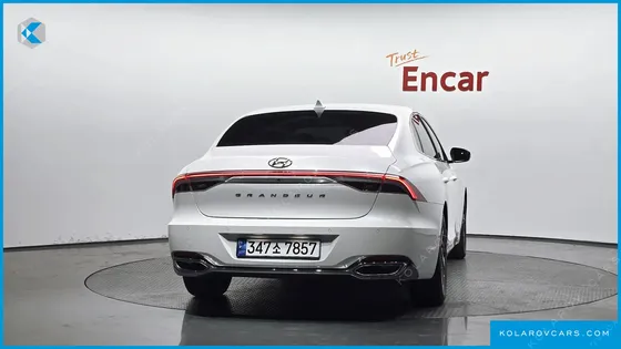 HYUNDAI GRANDEUR PREMIUM
