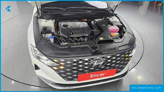 HYUNDAI GRANDEUR PREMIUM