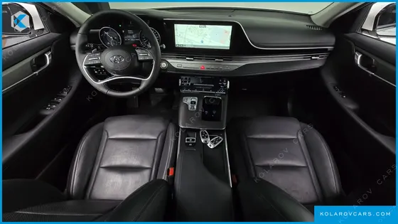 HYUNDAI GRANDEUR PREMIUM