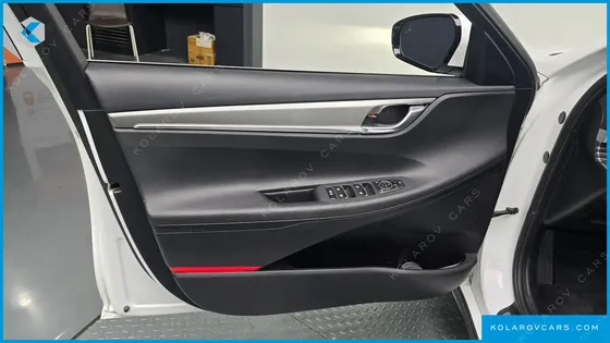 HYUNDAI GRANDEUR PREMIUM