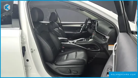 HYUNDAI GRANDEUR PREMIUM