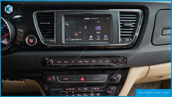 KIA CARNIVAL 9-SEATER HI-LIMOUSINE