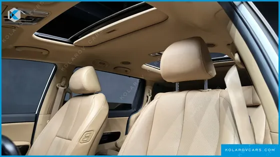 KIA CARNIVAL GASOLINE 7-SEATER LIMOUSINE