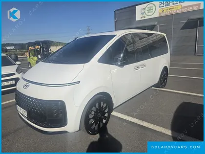 HYUNDAI STARIA HEV 1.6 LOUNGE 9-SEATER