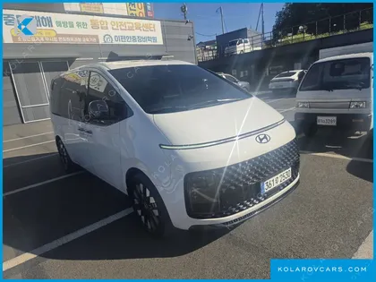HYUNDAI STARIA HEV 1.6 LOUNGE 9-SEATER