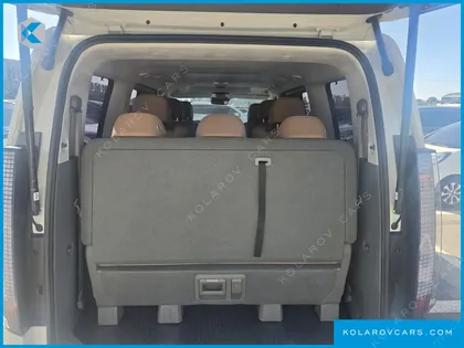 HYUNDAI STARIA HEV 1.6 LOUNGE 9-SEATER