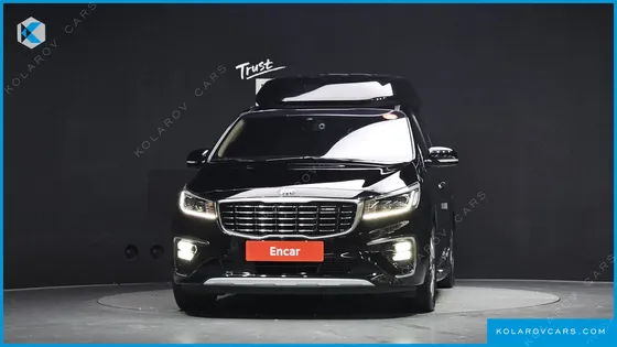KIA CARNIVAL 9-SEATER HI-LIMOUSINE