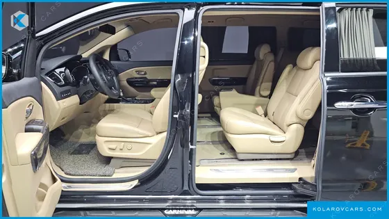 KIA CARNIVAL 9-SEATER HI-LIMOUSINE