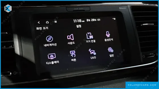 KIA CARNIVAL 9-SEATER HI-LIMOUSINE