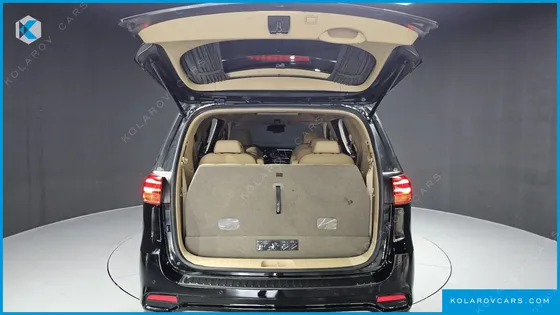 KIA CARNIVAL 9-SEATER HI-LIMOUSINE