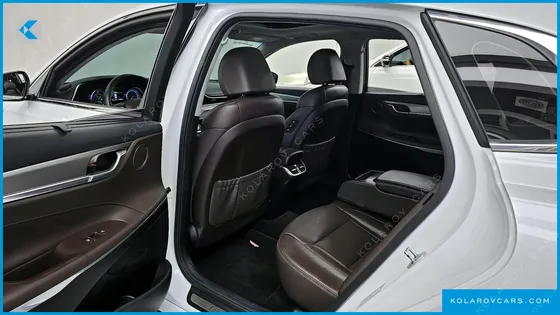 HYUNDAI GRANDEUR EXCLUSIVE
