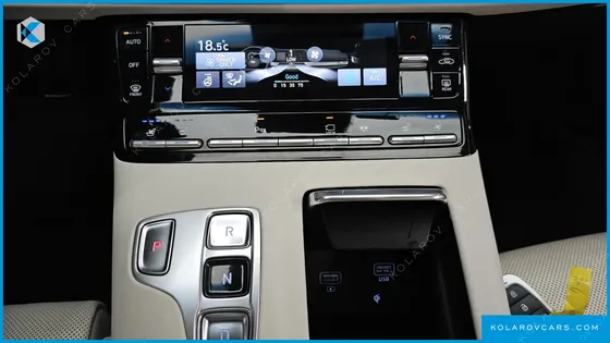 HYUNDAI GRANDEUR CALLIGRAPHY
