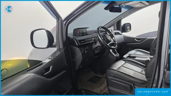 HYUNDAI STARIA L3.5 CARGO 5-SEATER