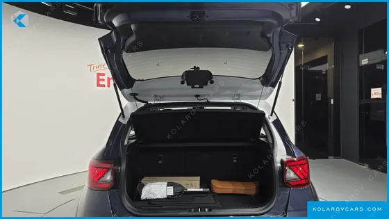 HYUNDAI VENUE 1,6 PREMIUM