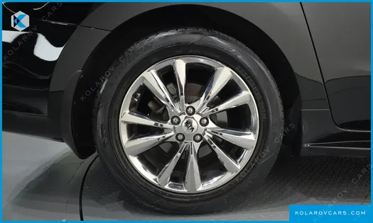 KIA CARNIVAL 9-SEATER NOBLESSE SPECIAL